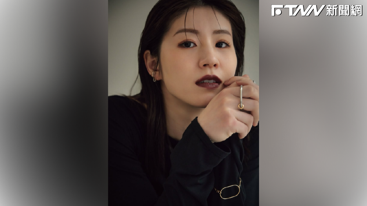 日本羽球女神志田千陽變身高冷模特！暗黑封面照曝光　3萬粉驚艷喊：太震撼